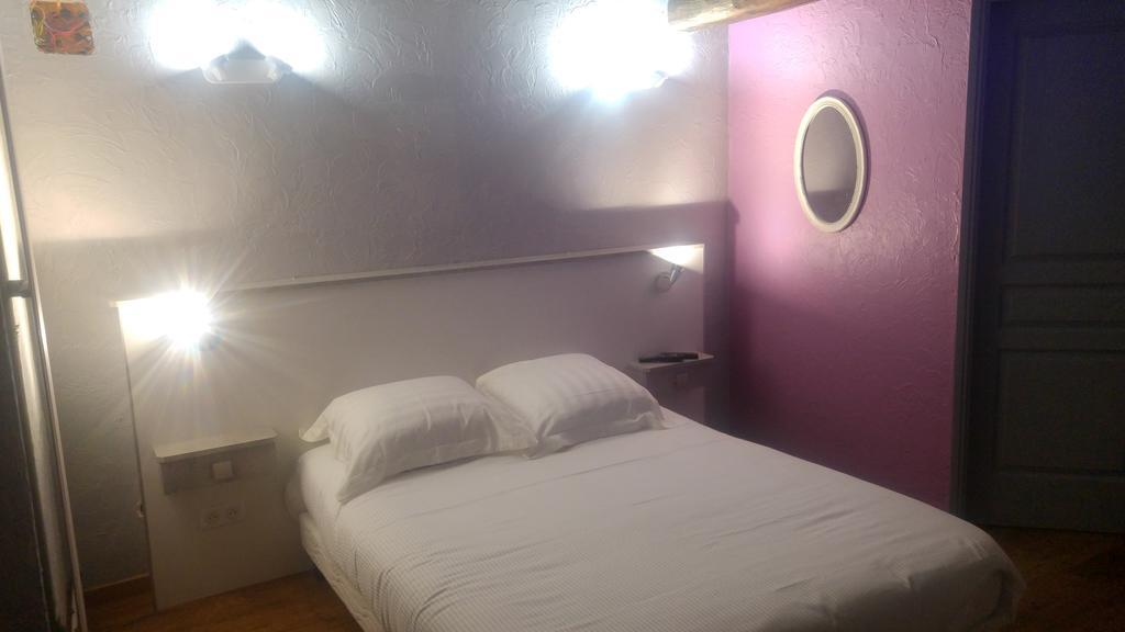 Le Point De Chute Hotel Tournavaux ภายนอก รูปภาพ